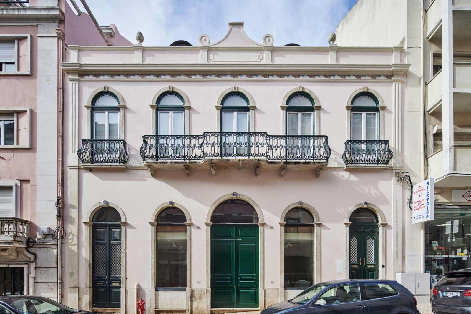 The lavish restoration of a Lisbon townhouse